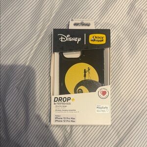 Disney OtterBox The Nightmare Before Christmas Case - Black & Yellow